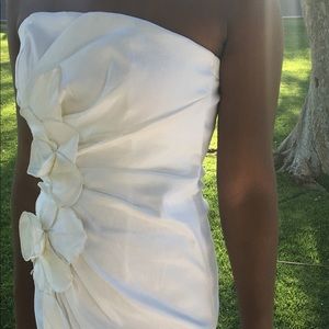 White floral strapless dress
